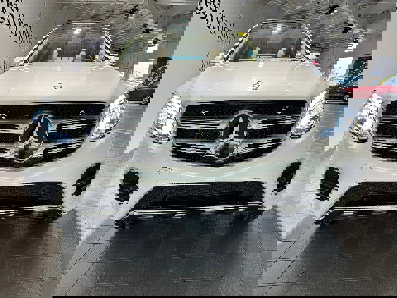 Used 2016 Mercedes-Benz GLC 300 4MATIC image 2