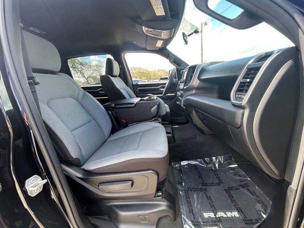 Used 2024 RAM 1500 Big Horn image 25