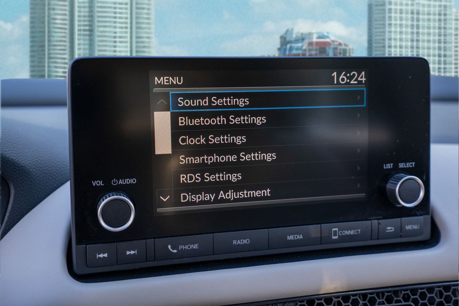 Certified 2023 Honda HR-V LX image 29