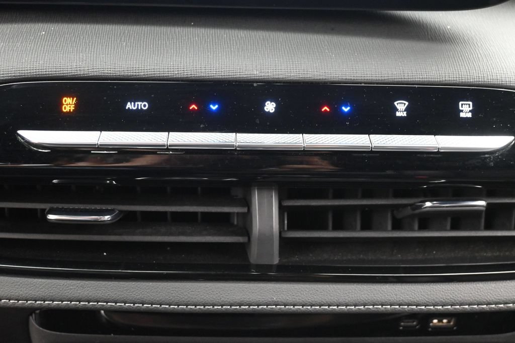 Used 2026 Buick Enclave Preferred AWD/4WD image 21