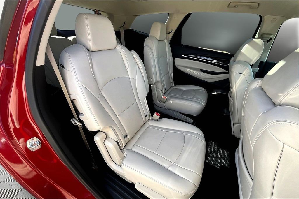 Used 2022 Buick Enclave Premium w/ Experience Buick Package image 29