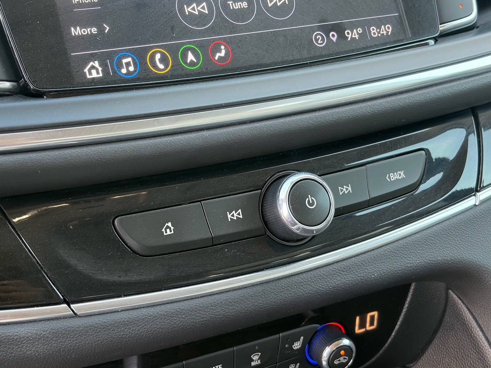 Used 2024 Buick Enclave Avenir w/ Trailering Package, 5000 lbs. FWD image 25