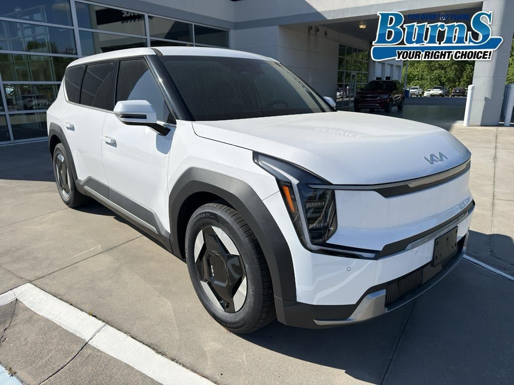 New 2026 Kia EV9 Light