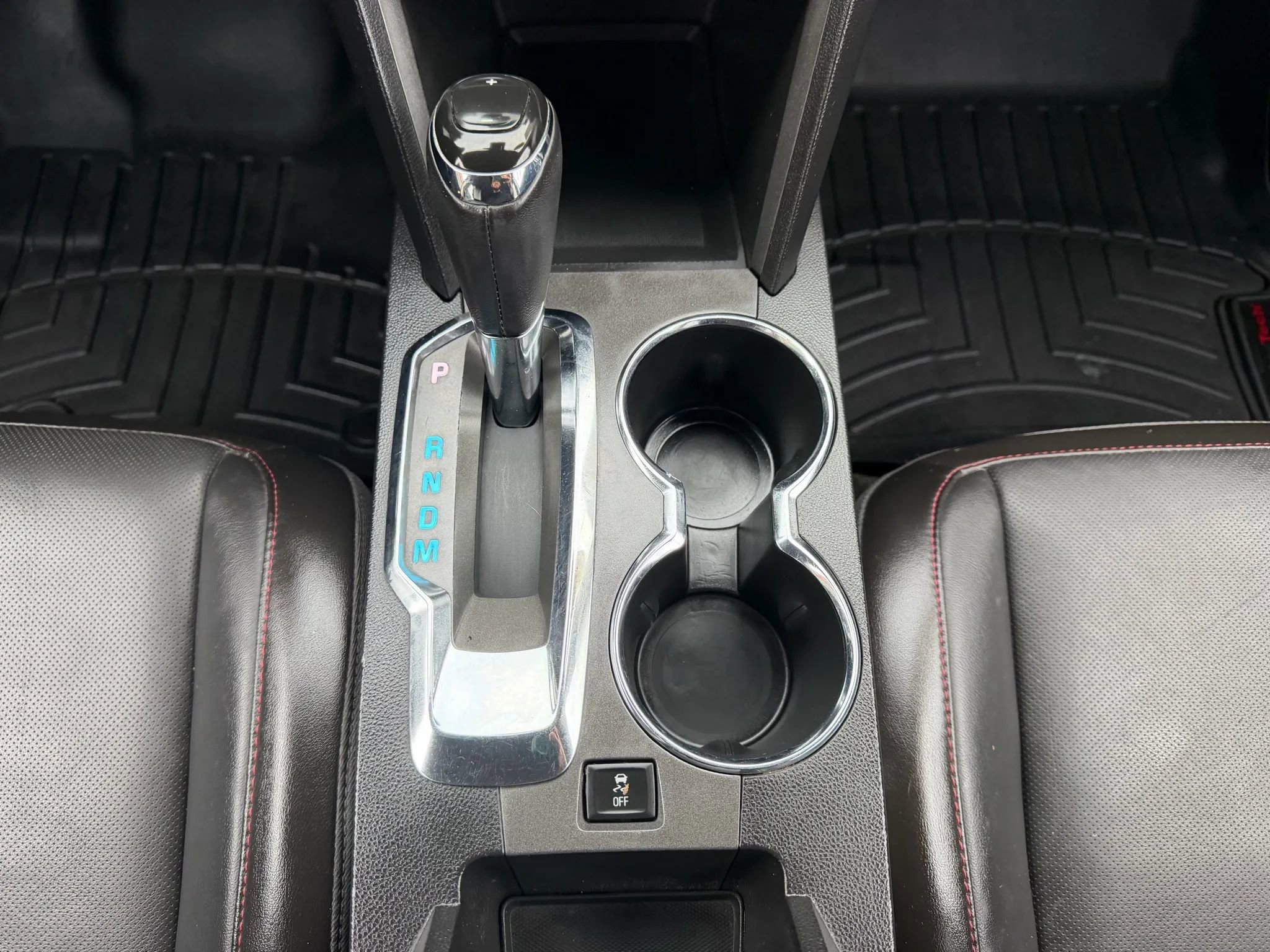 Used 2017 Chevrolet Equinox Premier w/ Enhanced Convenience Package image 14