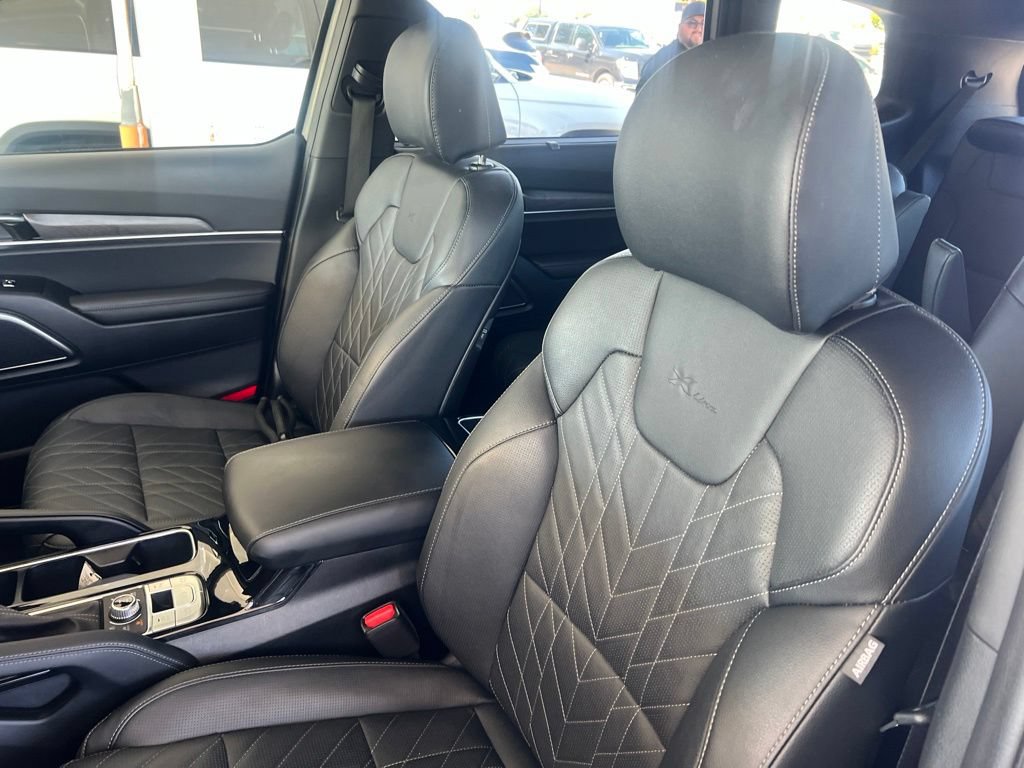 Certified 2025 Kia Telluride SX X-Line AWD/4WD image 5