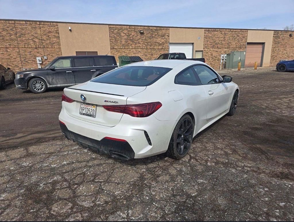 Used 2025 BMW M440i Coupe w/ Premium Package image 2
