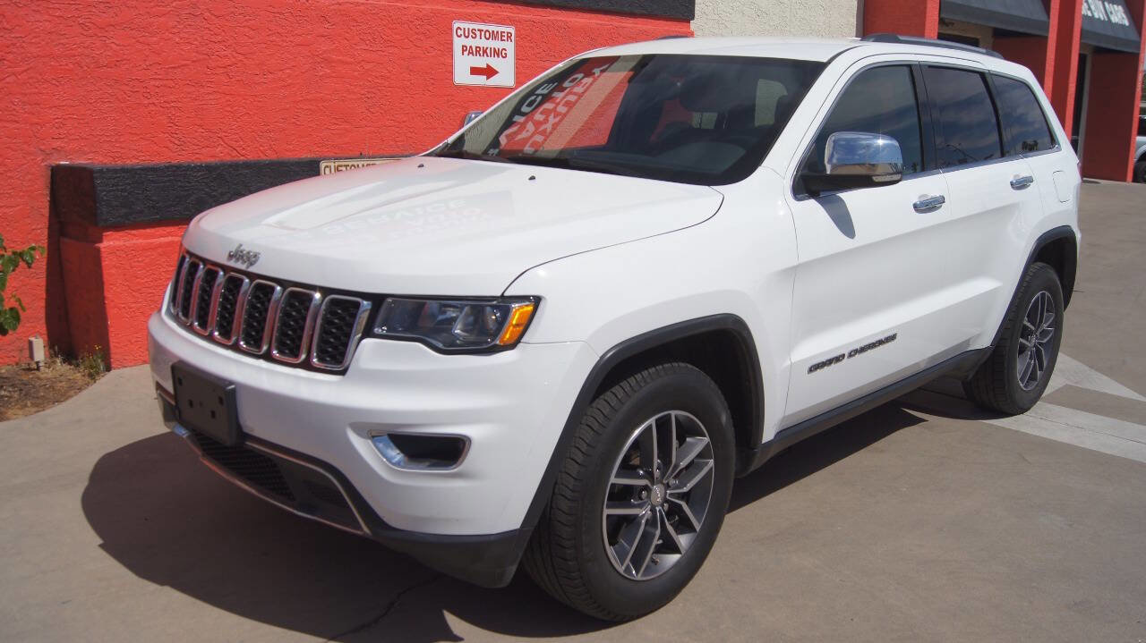 Used 2018 Jeep Grand Cherokee Limited image 7