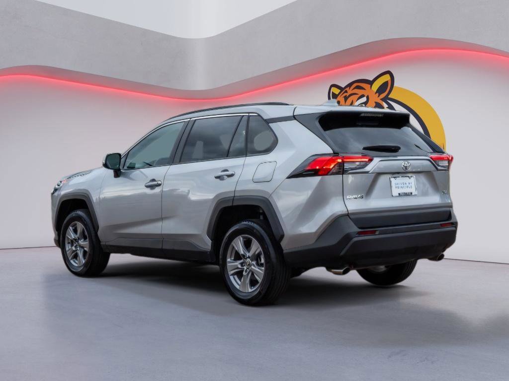 Used 2024 Toyota RAV4 XLE image 7