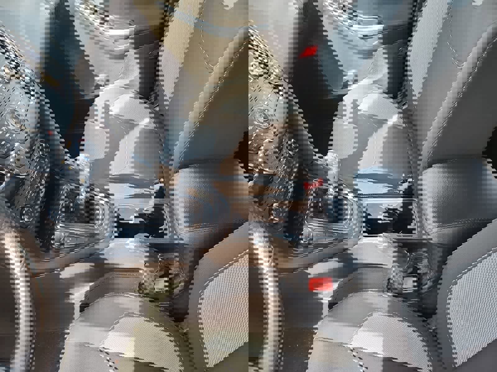 Used 2017 Ford Focus ST image 11