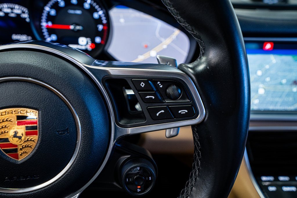 Used 2019 Porsche Panamera image 43