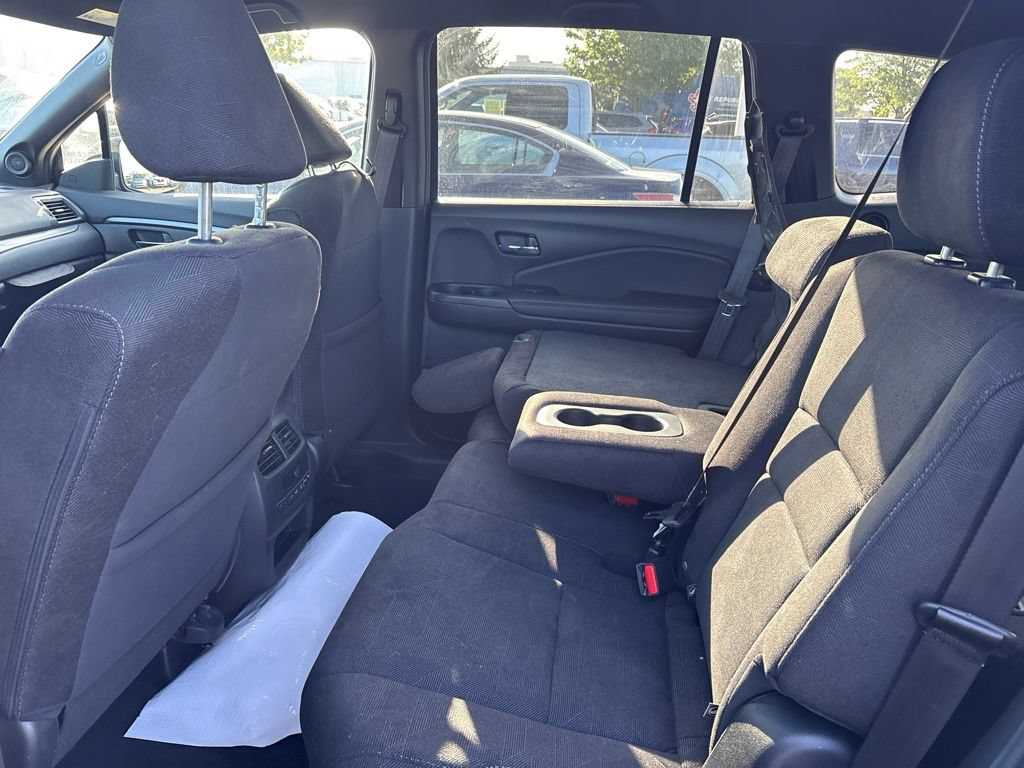 Used 2022 Honda Pilot Sport image 13