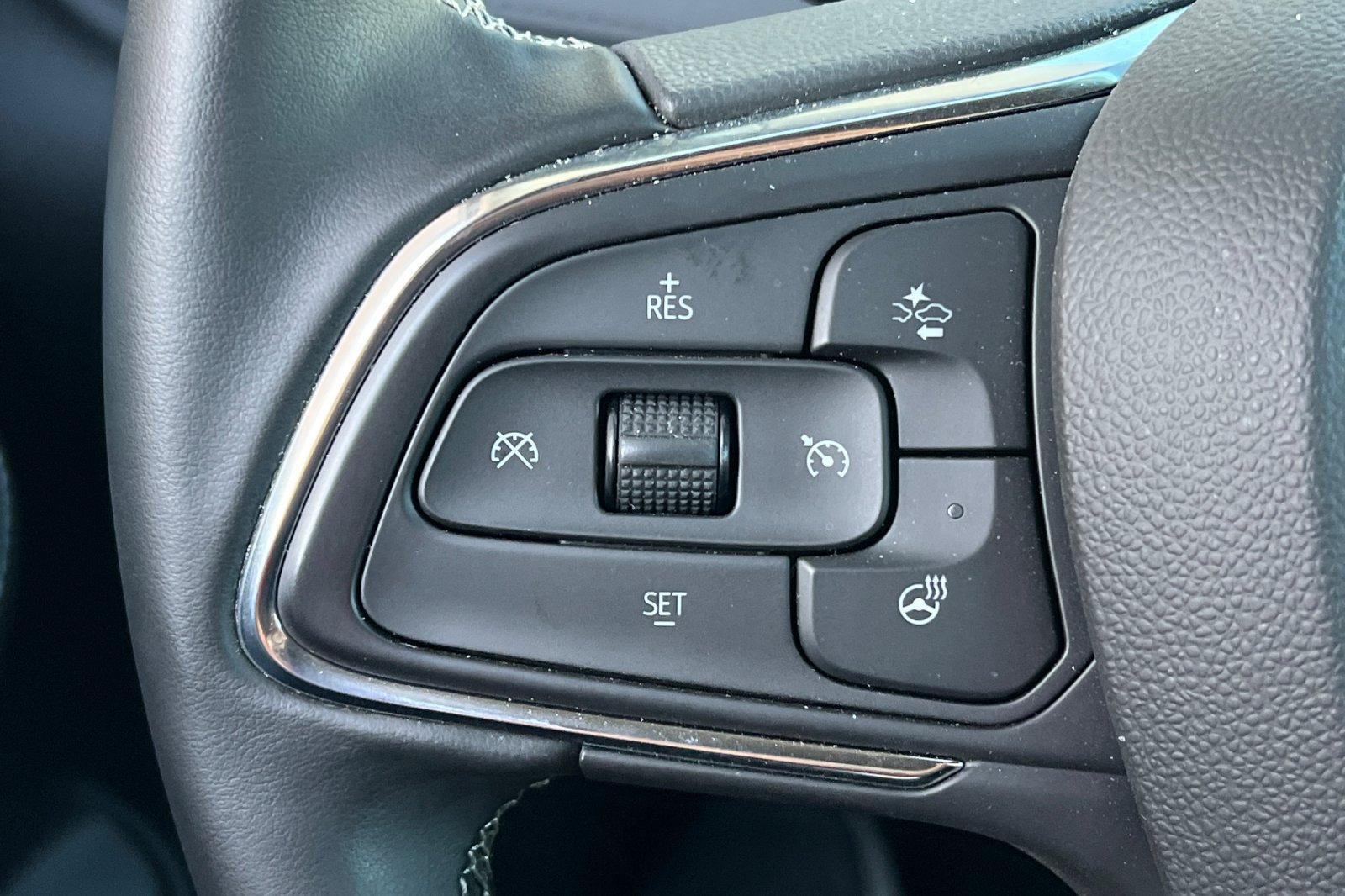 Used 2026 Buick Encore GX Preferred w/ Comfort Package FWD image 35
