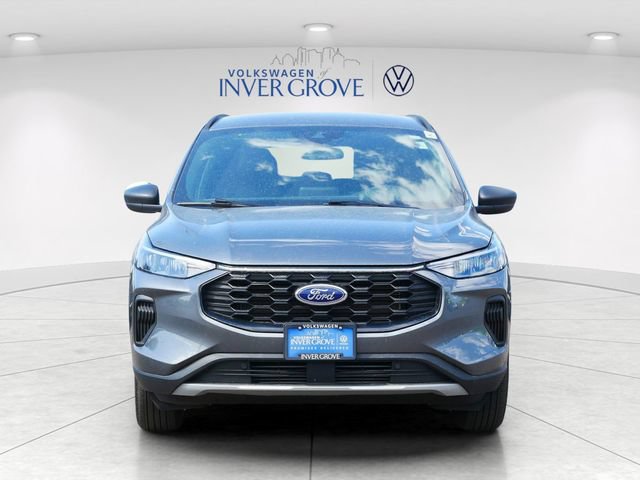 Used 2025 Ford Escape ST-Line AWD/4WD image 2