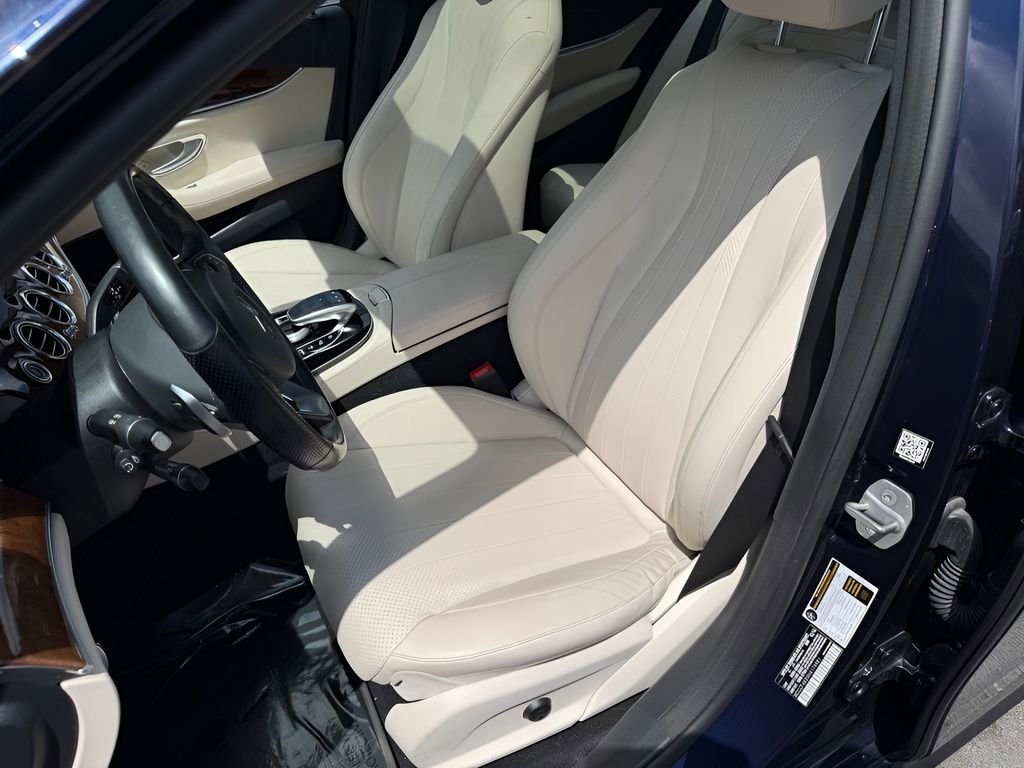 Used 2017 Mercedes-Benz E 300 4MATIC image 22