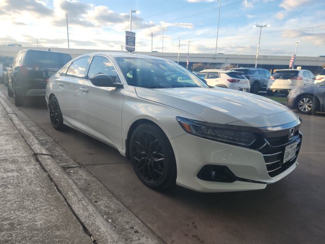 Used 2022 Honda Accord Sport image 1