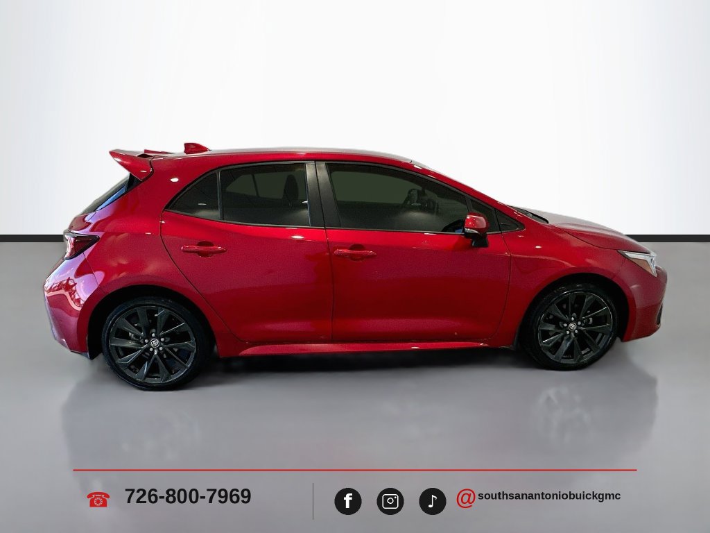 Used 2025 Toyota Corolla XSE FWD image 9