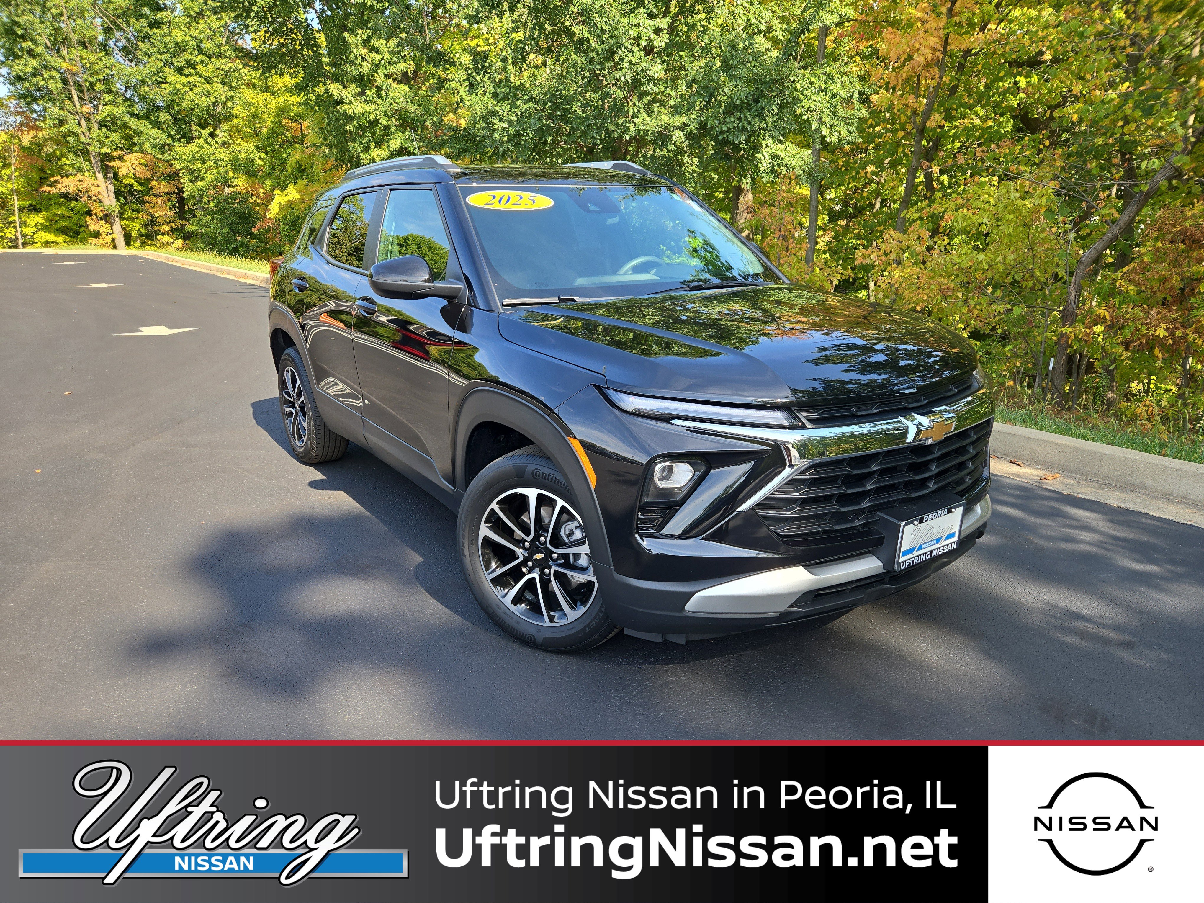 Used 2025 Chevrolet TrailBlazer LT image 1