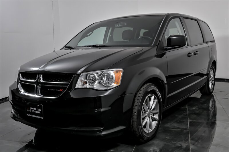 Used 2015 Dodge Grand Caravan SE image 5