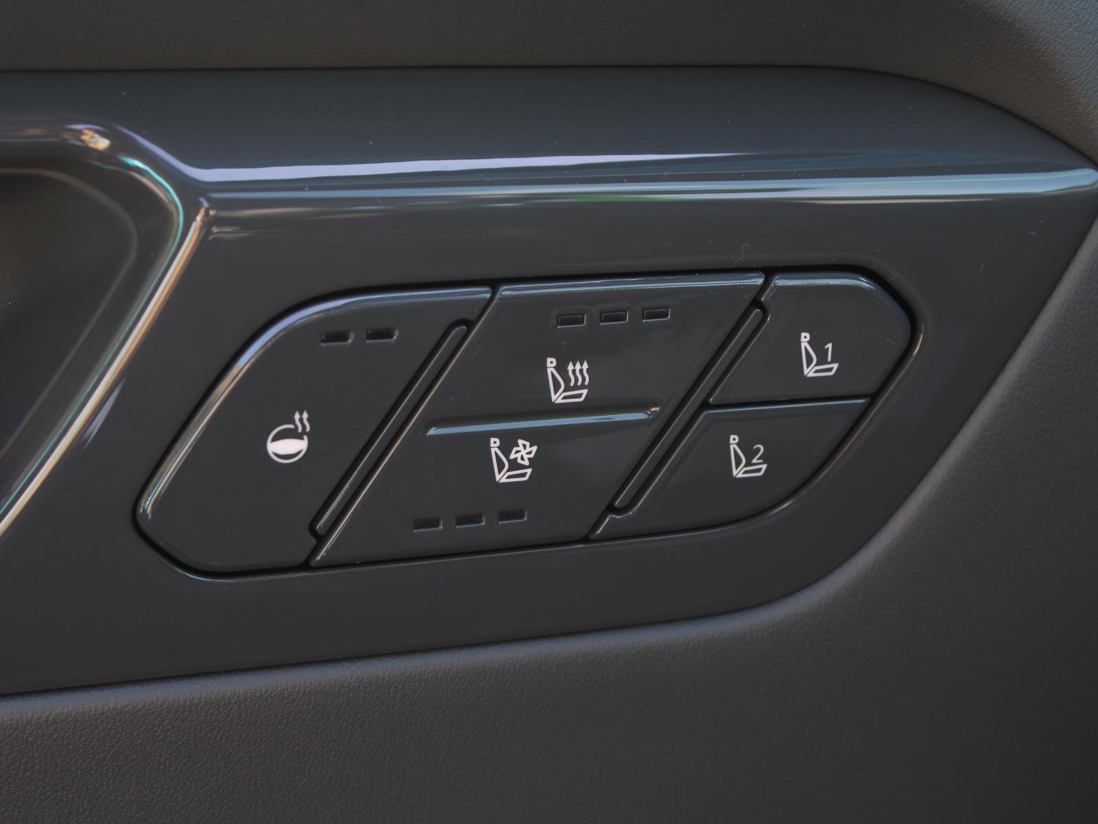 New 2026 Kia EV9 Land w/ Nightfall Edition Package image 12