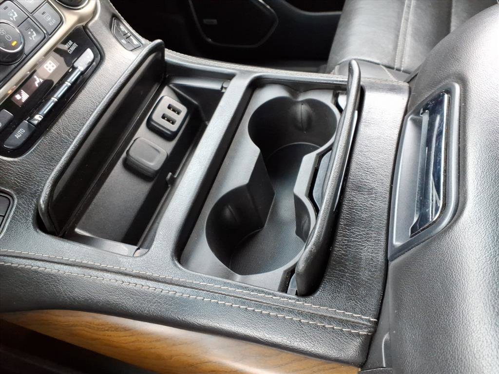 Used 2019 GMC Yukon XL Denali image 15