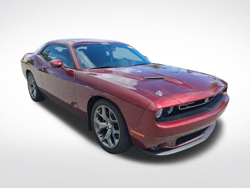 Used 2017 Dodge Challenger R/T w/ Sound Group RWD image 3
