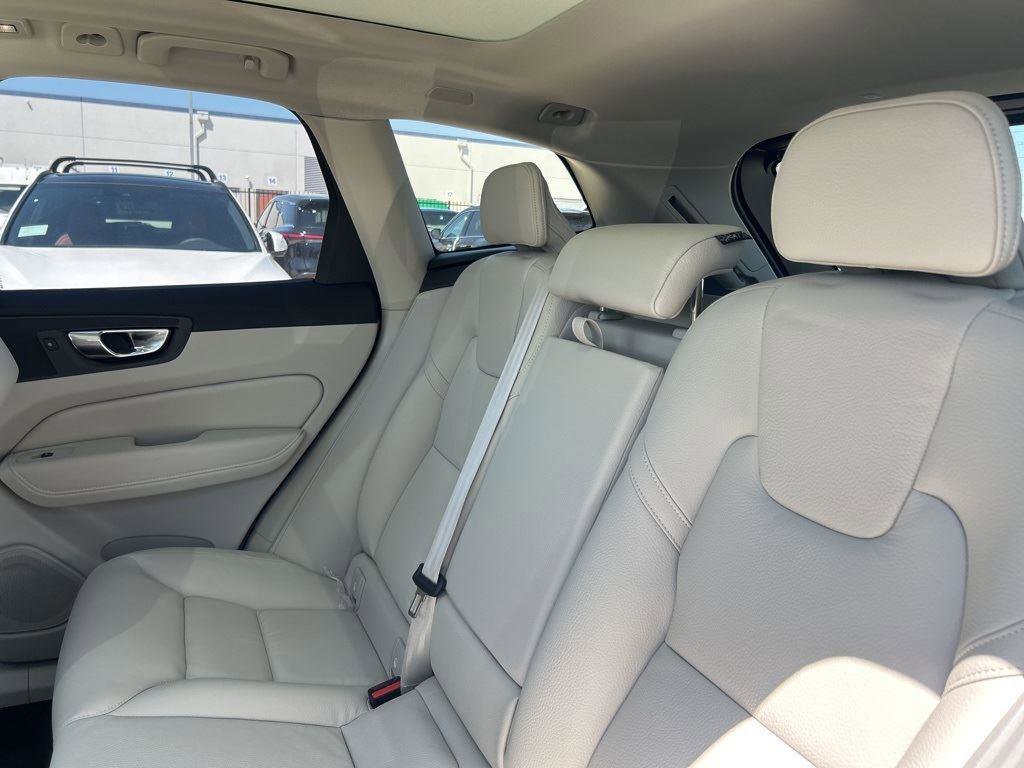 New 2025 Volvo XC60 T8 Plus w/ Protection Package Premier image 8