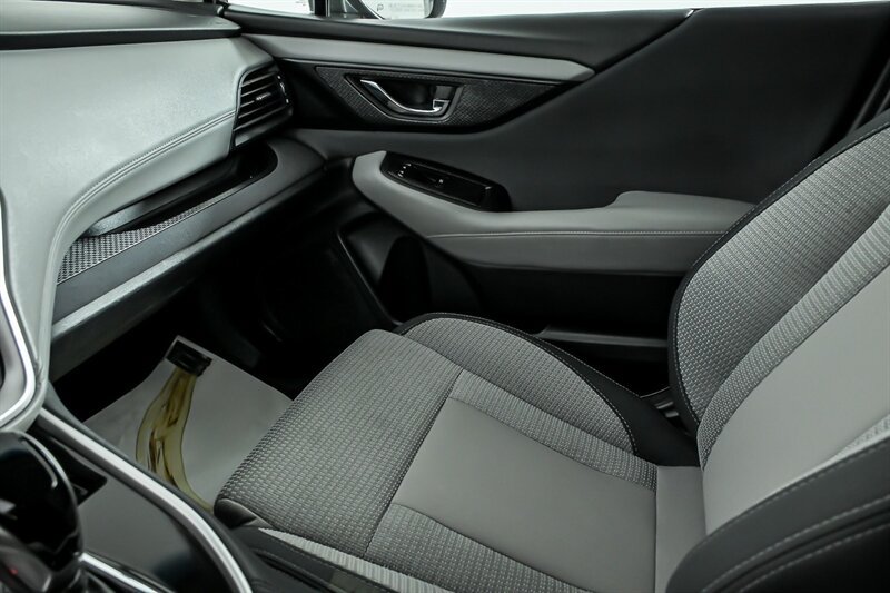 Used 2020 Subaru Outback Premium AWD/4WD image 30