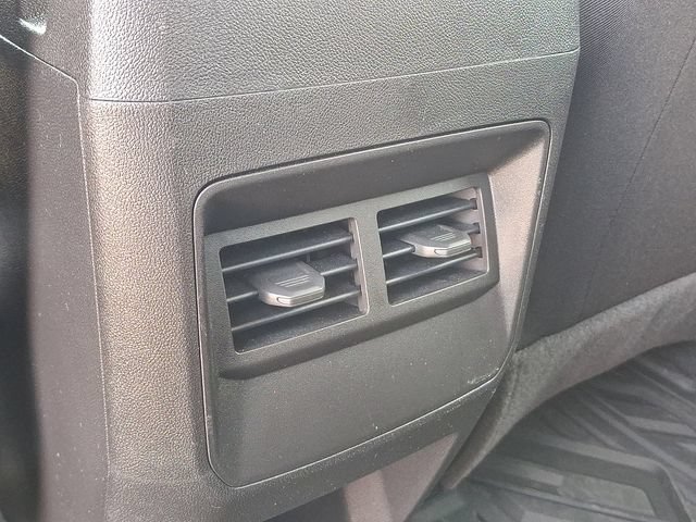 Used 2025 Chevrolet Colorado W/T RWD image 20