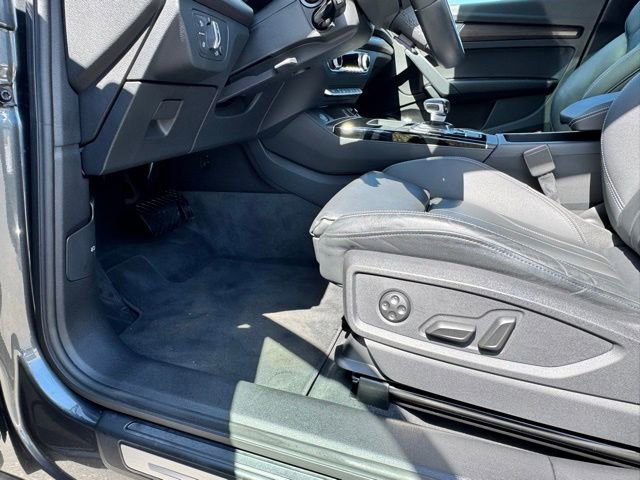 Certified 2023 Audi Q5 e Premium w/ Convenience Package AWD/4WD image 19