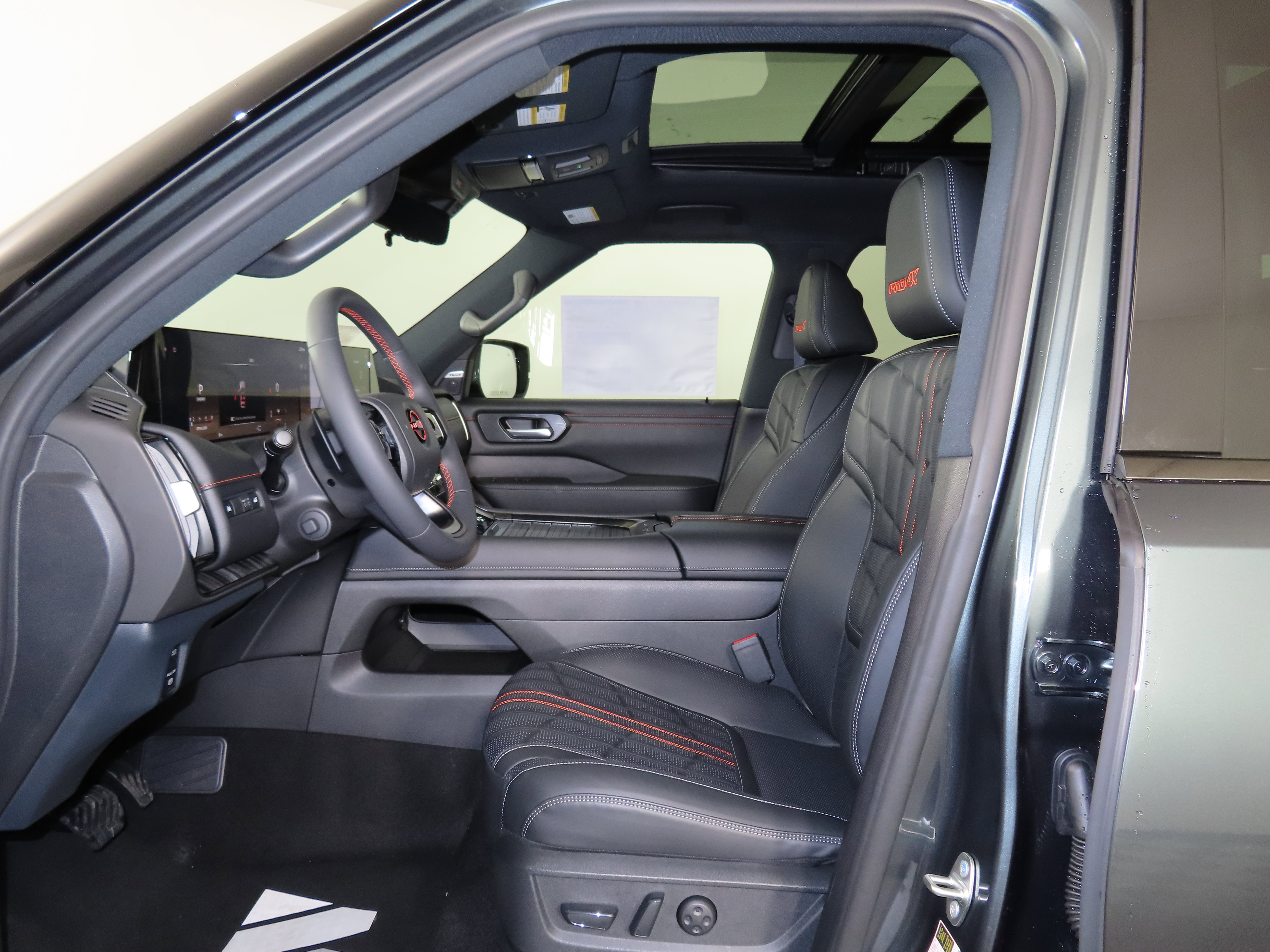 New 2026 Nissan Armada PRO-4X image 4