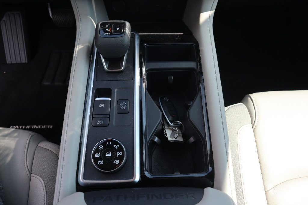 Certified 2024 Nissan Pathfinder SL AWD/4WD image 20