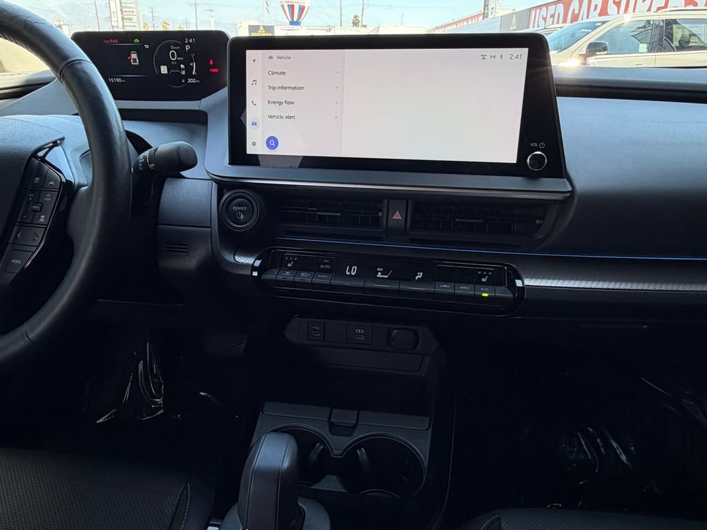 Used 2023 Toyota Prius XLE FWD image 22