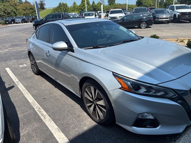 Used 2020 Nissan Altima 2.5 SL FWD image 3