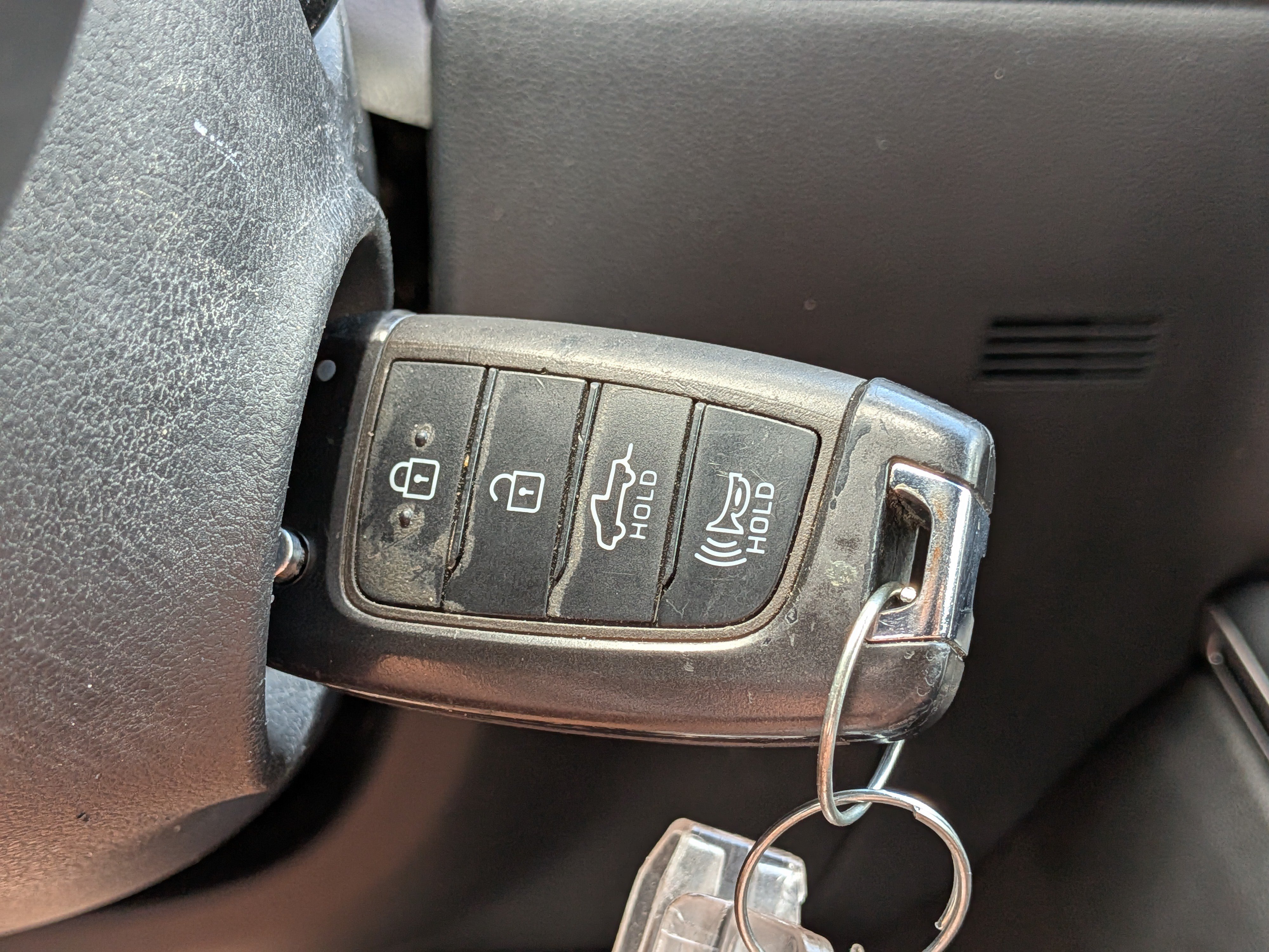 Used 2024 Hyundai Santa Cruz SE FWD image 30