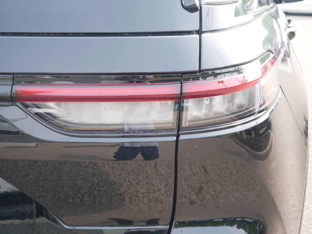 New 2025 Jeep Grand Cherokee Limited w/ Trailer Tow Package image 16