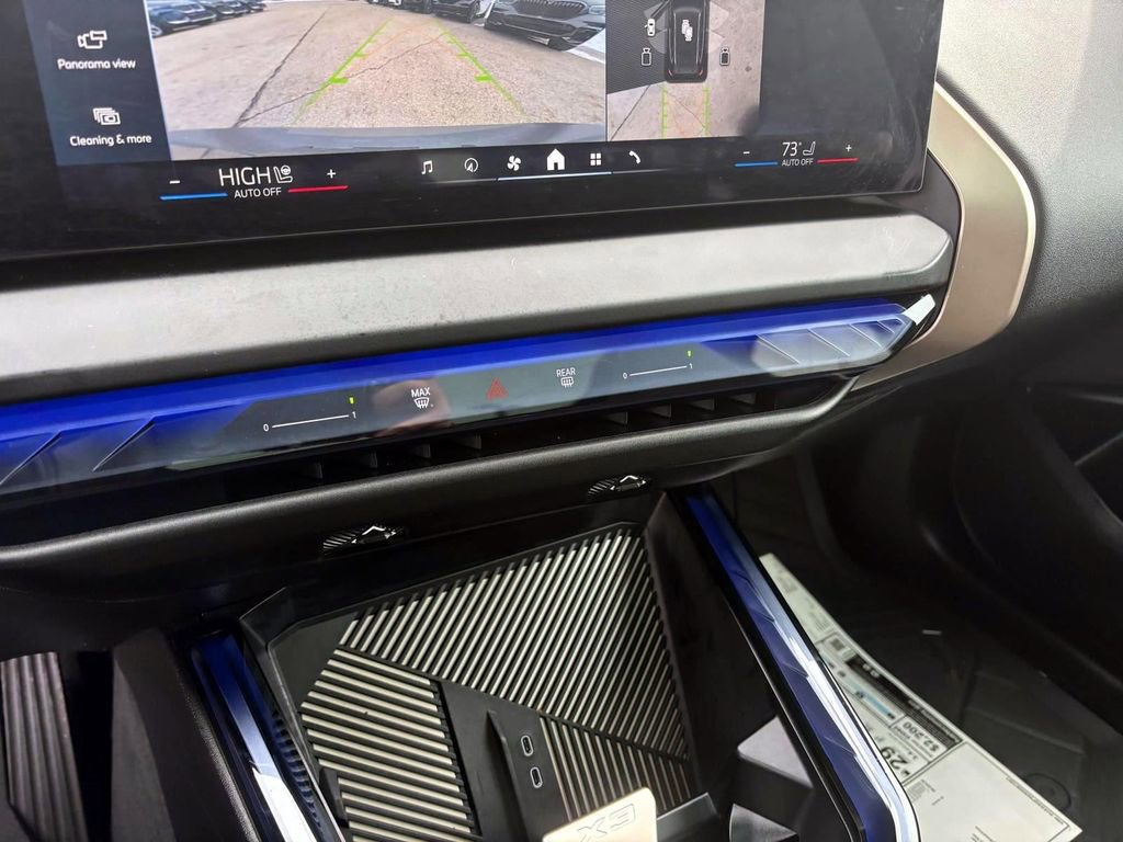 Used 2025 BMW X3 xDrive30i w/ Premium Package image 21