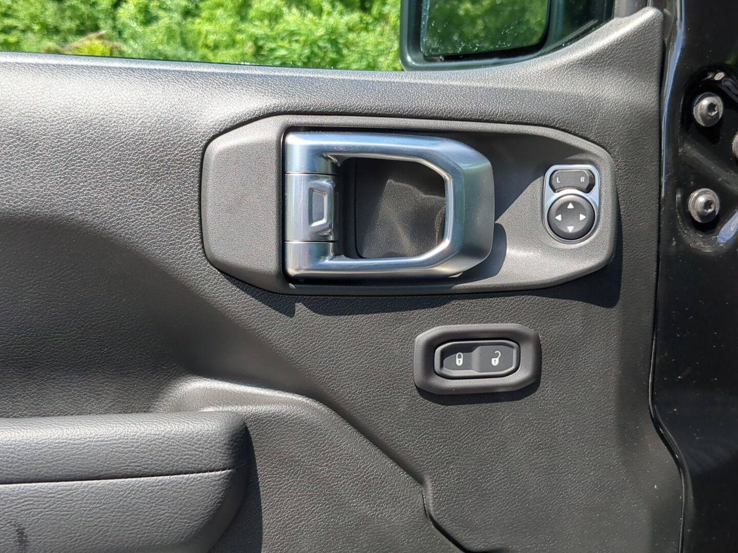 New 2026 Jeep Gladiator Sport AWD/4WD image 12
