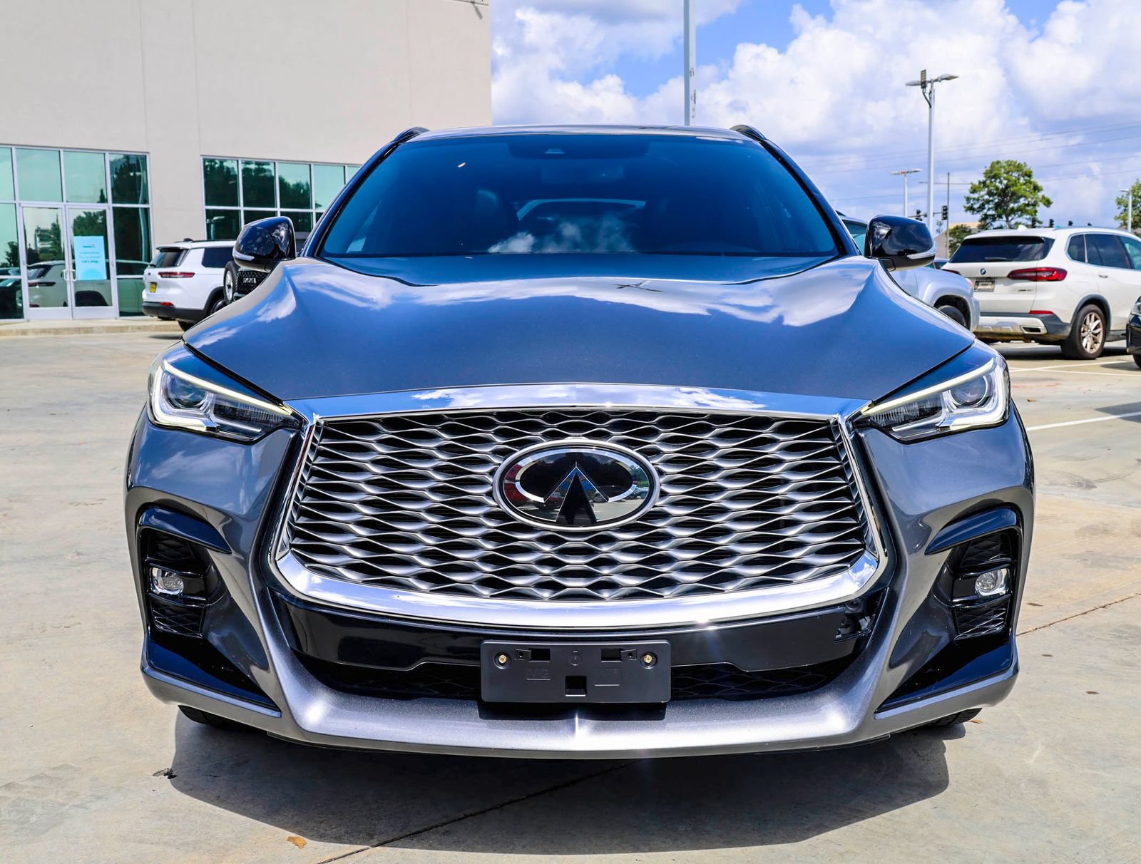 Used 2023 INFINITI QX55 Luxe w/ Cargo Package AWD/4WD image 3