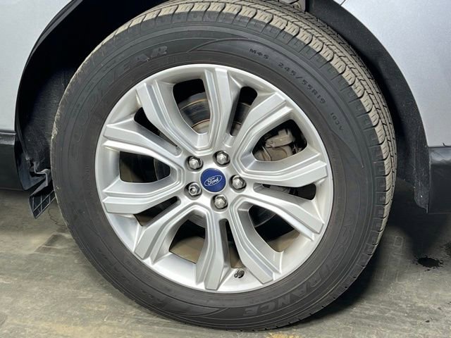 Used 2020 Ford Edge Titanium w/ Equipment Group 301A image 41