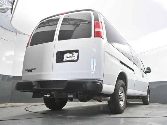 Used 2024 Chevrolet Express 3500 LS RWD image 36