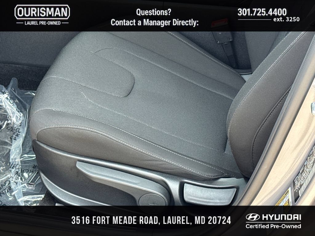 Certified 2025 Hyundai Elantra SE FWD image 7