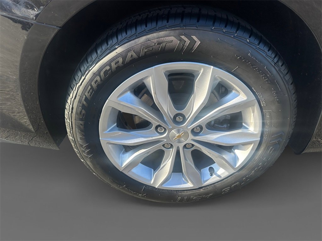 Used 2024 Chevrolet Malibu LT image 10