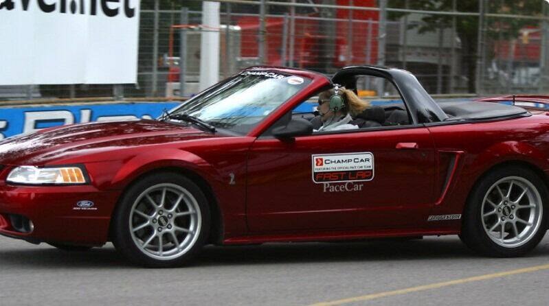 Used 1999 Ford Mustang Cobra RWD image 2
