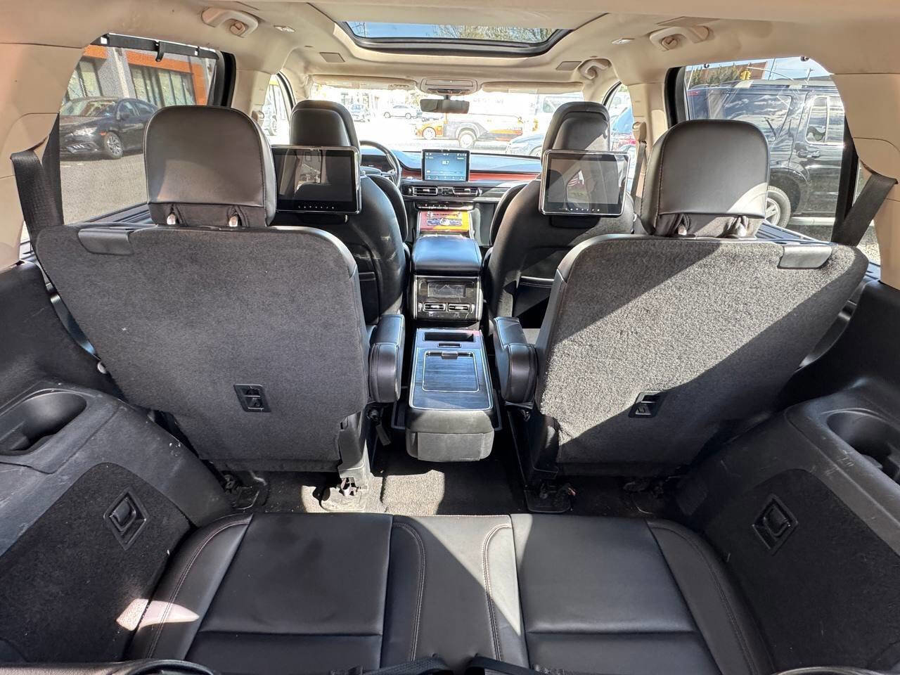 Used 2021 Lincoln Aviator Reserve w/ Equipment Group 210A AWD/4WD image 23