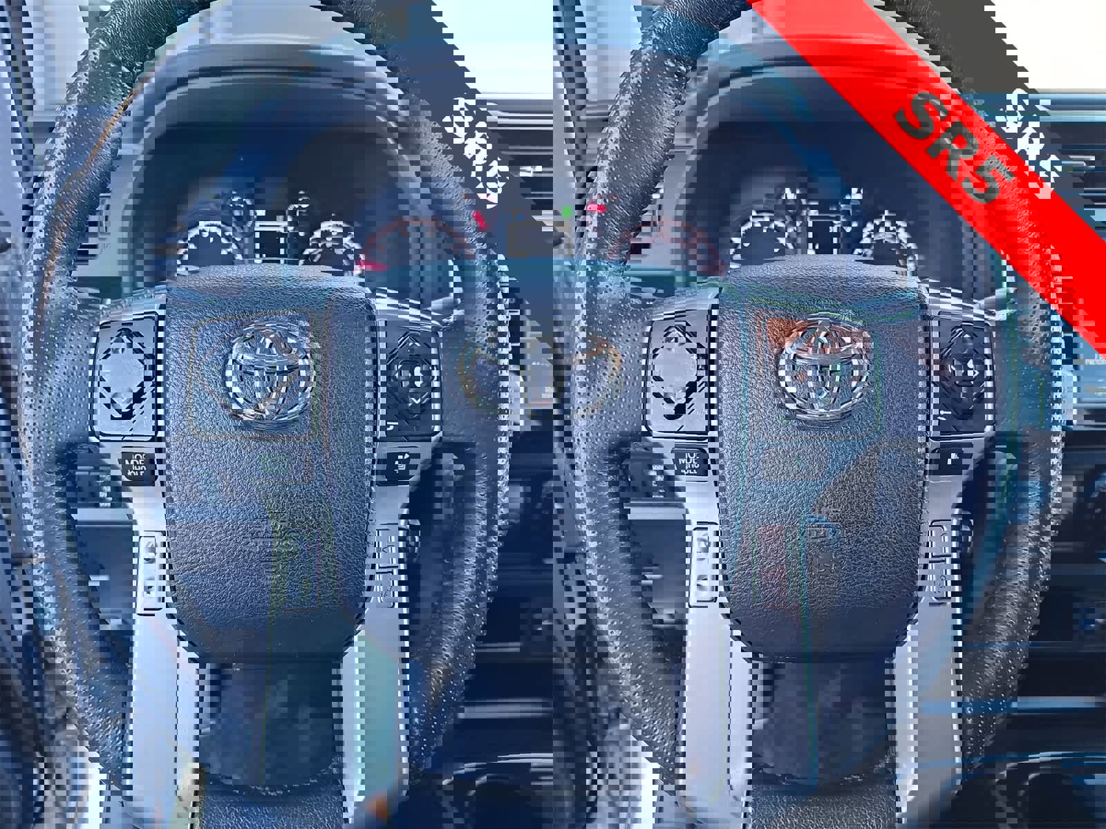 Used 2020 Toyota 4Runner SR5 image 19