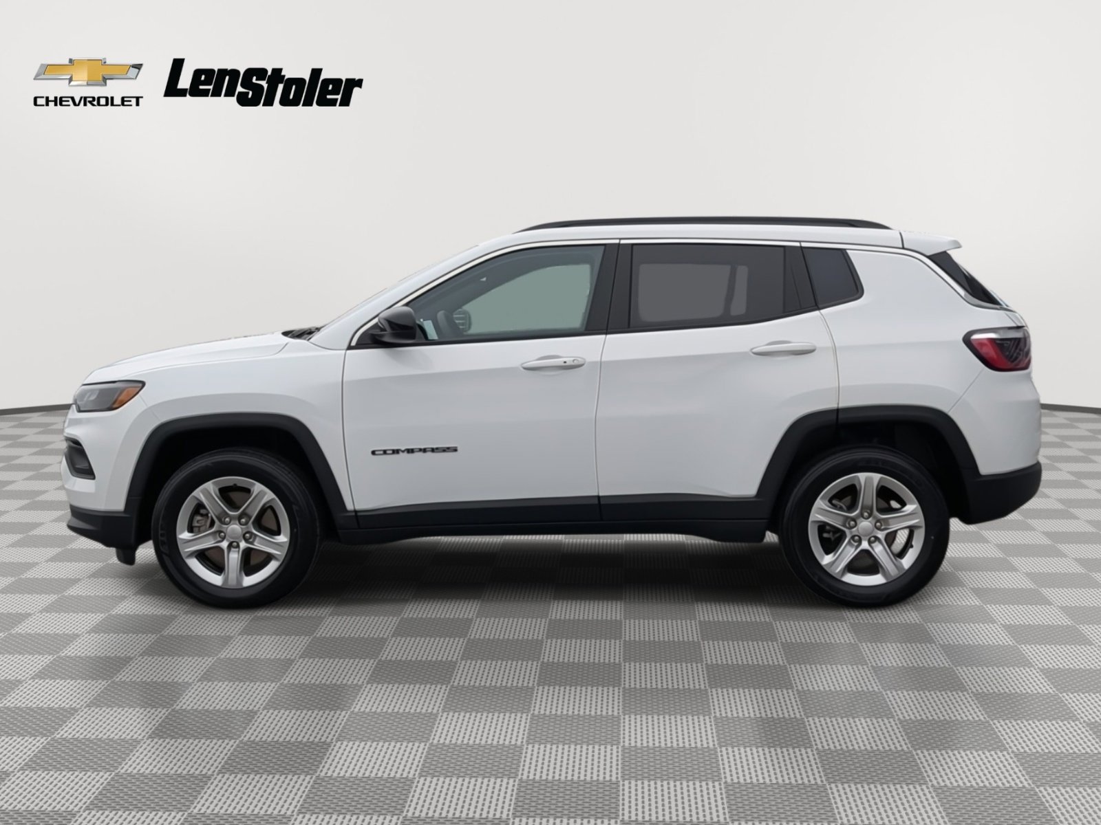Used 2023 Jeep Compass Latitude w/ Convenience Group image 2