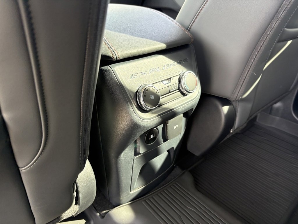 New 2026 Ford Explorer Active w/ Active Comfort Package image 20