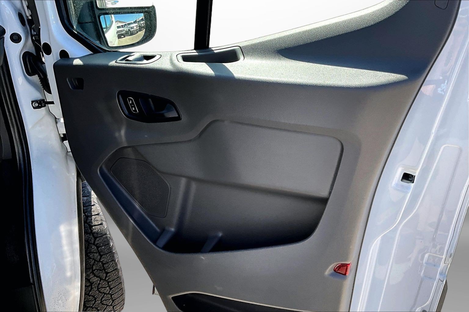 Used 2023 Ford Transit 250 Low Roof AWD w/ Exterior Upgrade Package image 23