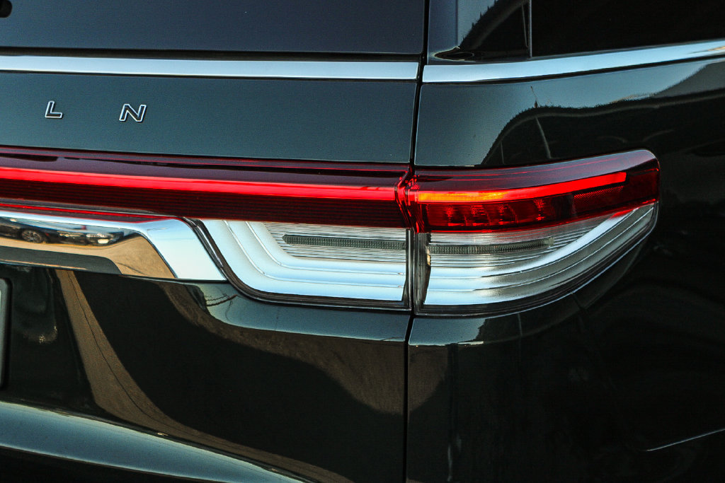 Used 2024 Lincoln Navigator Black Label AWD/4WD image 9