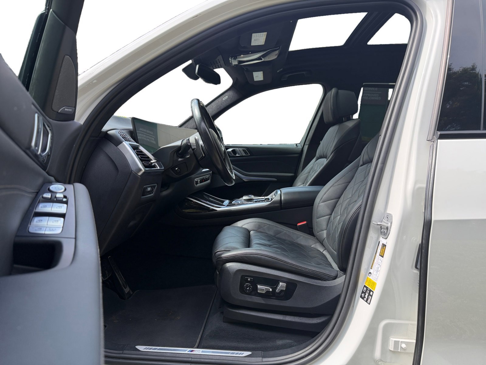 Used 2023 BMW X7 xDrive40i w/ Executive Package AWD/4WD image 10